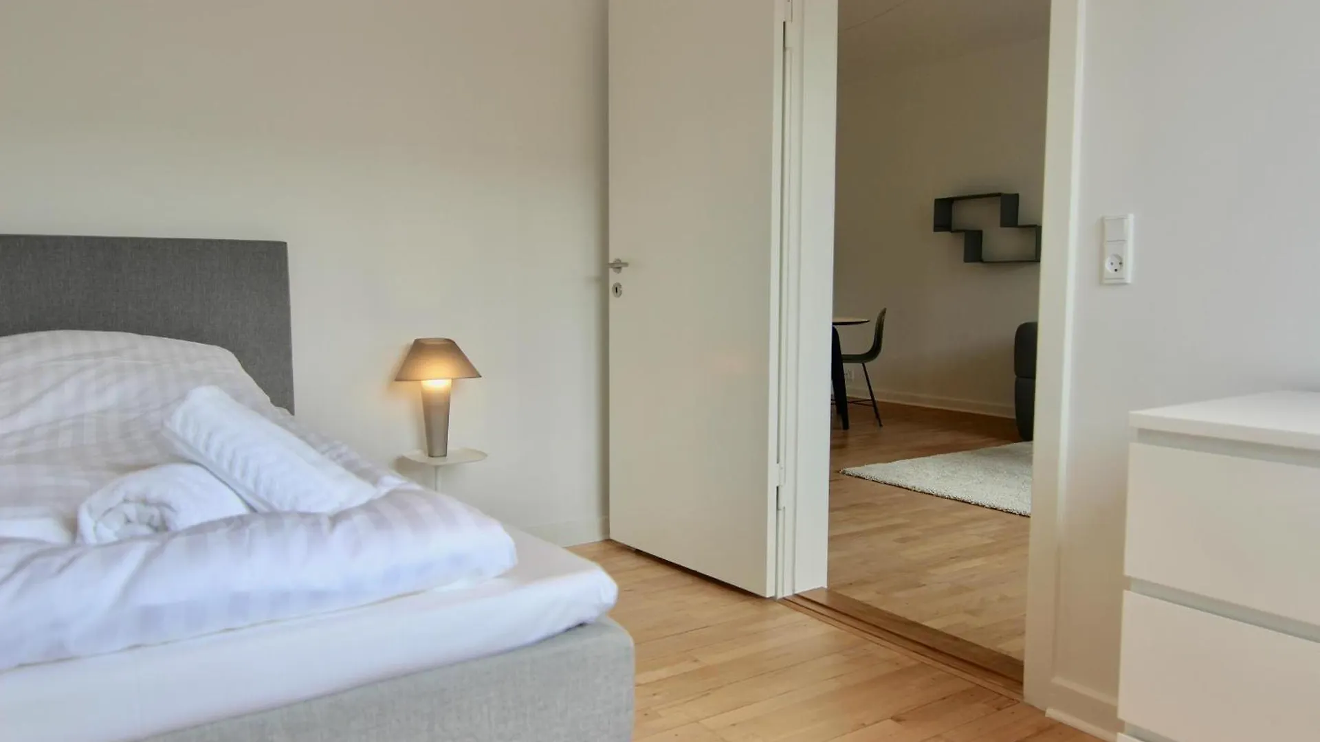 アパート コペンハーゲンFantastic 2-Bed In Frederiksberg Cアパートメント